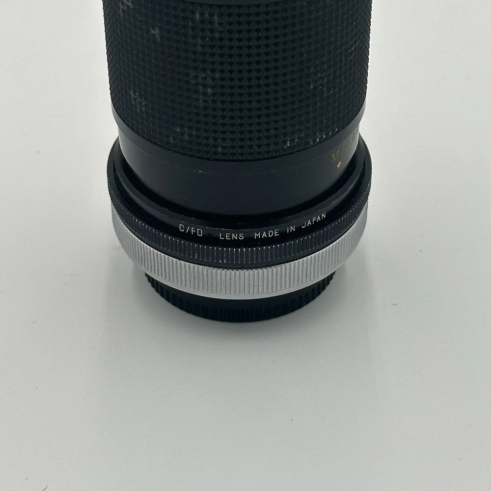 Vivitar Macro Focusing Zoom Lens 70mm-150mm 1:3.8 No. 22023656